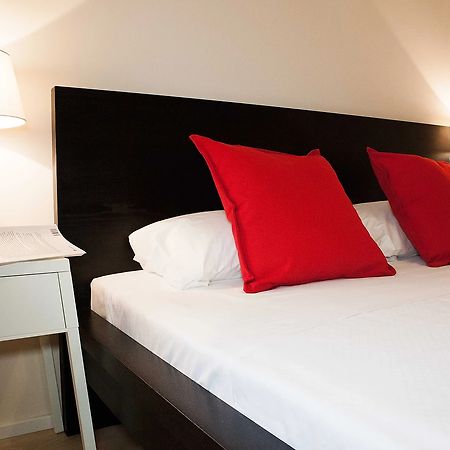 Hulot B&B Valensiya Oda fotoğraf