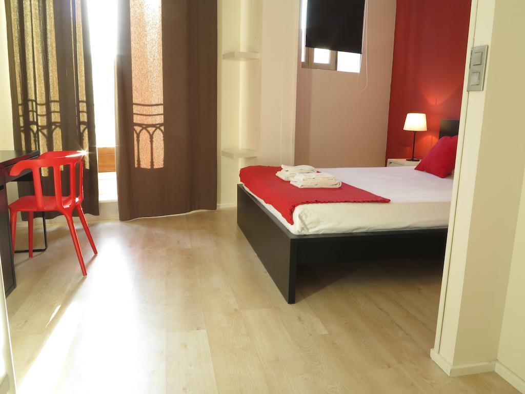 Hulot B&B Valensiya Oda fotoğraf