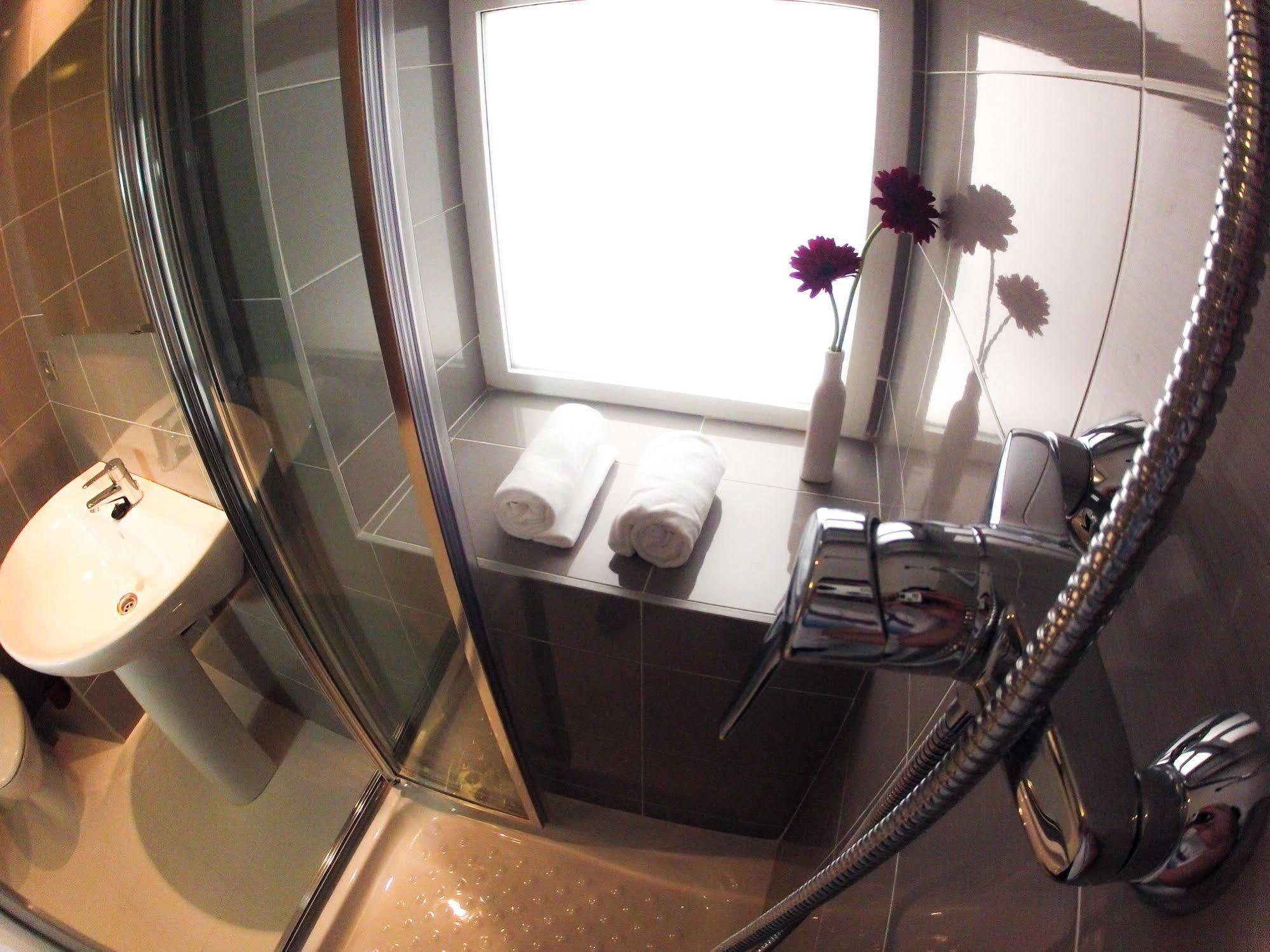 Hulot B&B Valensiya Oda fotoğraf